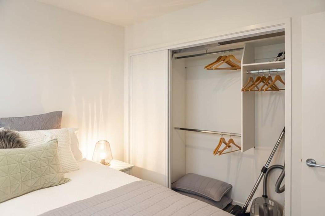 Modern 1 Bedroom Apartment Across From Hagley Park 基督城 外观 照片
